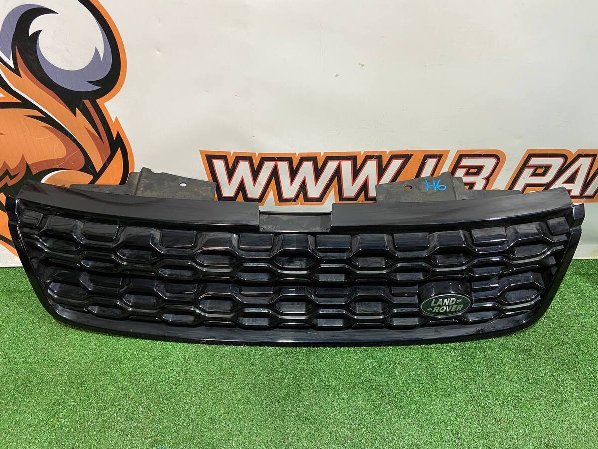 LR127710 Atrapa chłodnicy 2019- czarna Land Rover Discovery Sport L550 (2015-) Używane
